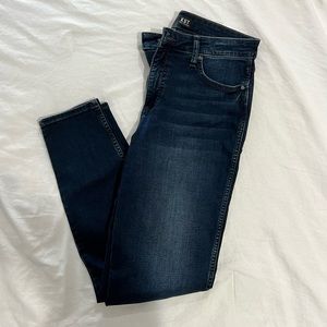 Like New KUT skinny jeans